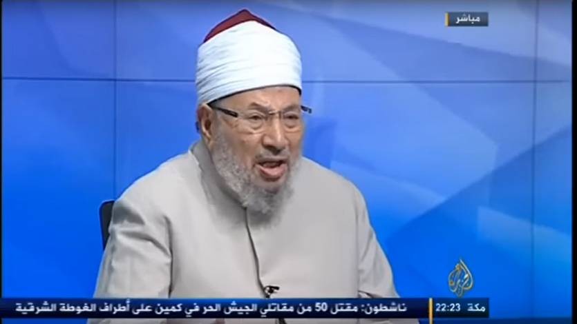 القرضاوي: مرسي هو الرئيس الشرعي والذين تآمروا ضده هم الخوارج